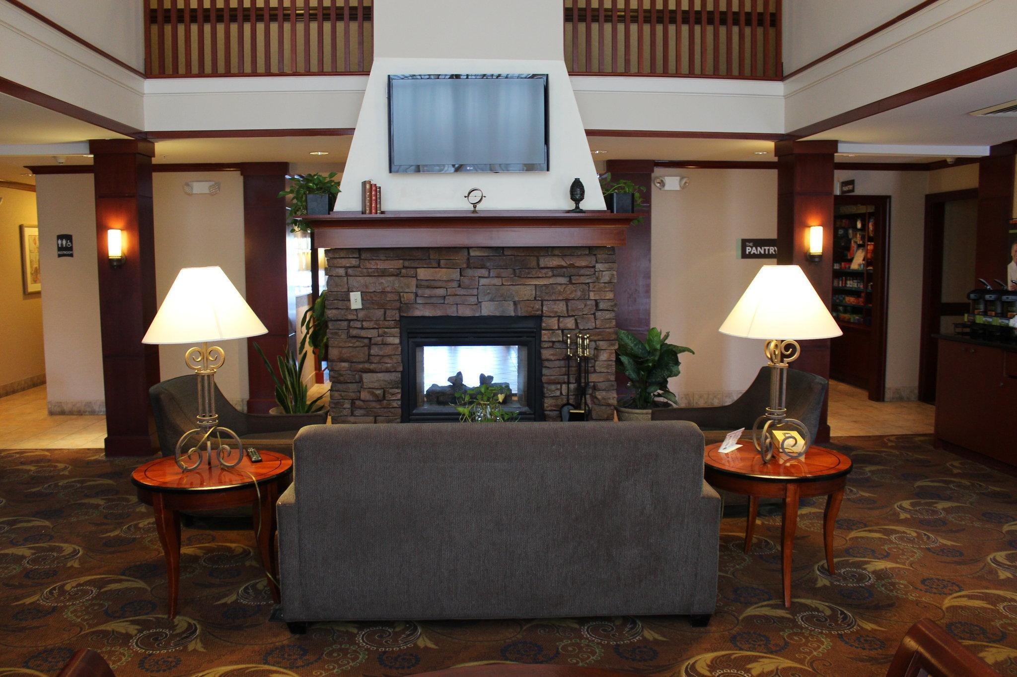 Staybridge Suites Grand Rapids-Kentwood By Ihg Cascade Exterior foto